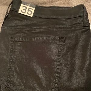 Mid Rise True Skinny Jeans black coated, 35 x 20 regular, NWT